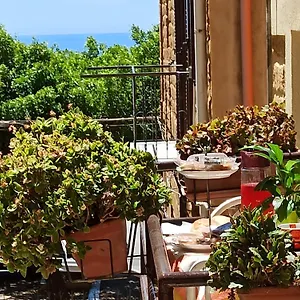 Le 4 Stagioni Sul Viale, Belvedere Di Bed and breakfast Agrigento