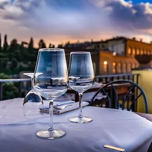 La Scaletta Al Ponte Vecchio Hotel Florencia